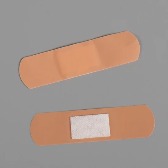 Plâtre de premiers soins de pansement de PE en plastique imperméable et respirant de couleur de peau de 72*19mm